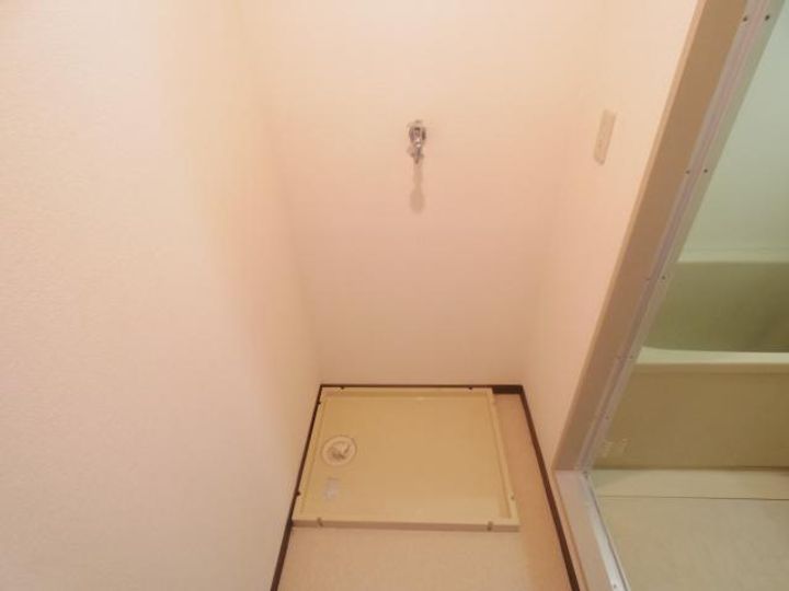 奈良県橿原市葛本町(マンション)の賃貸物件501の玄関