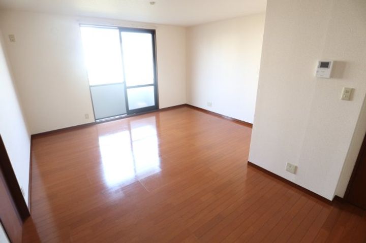 奈良県橿原市新口町(アパート)の賃貸物件105の居間