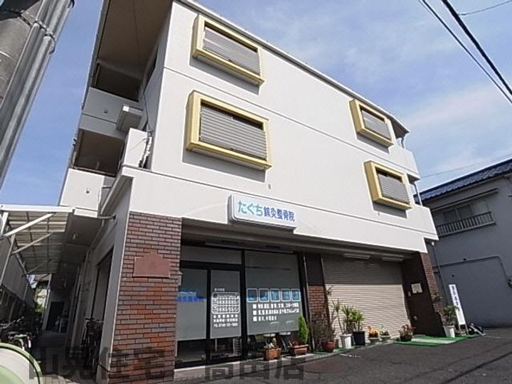 奈良県大和高田市西三倉堂1丁目(マンション)の賃貸物件の外観