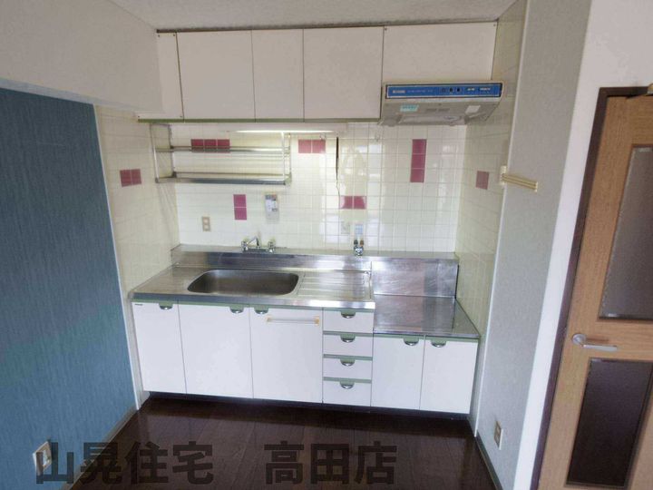 奈良県大和高田市田井新町(マンション)の賃貸物件のキッチン