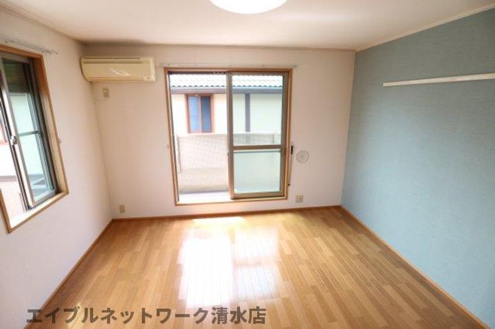 静岡県静岡市清水区淡島町(アパート)の賃貸物件の居間