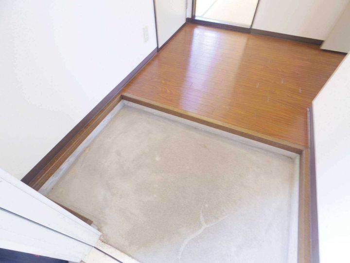 奈良県奈良市法蓮町(アパート)の賃貸物件の玄関