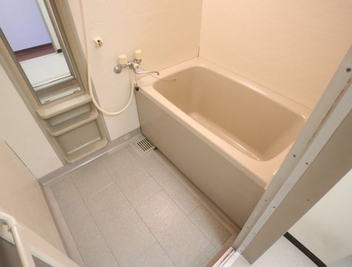 奈良県生駒市元町1丁目(マンション)の賃貸物件702の風呂
