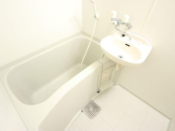 奈良県奈良市中山町(アパート)の賃貸物件の風呂