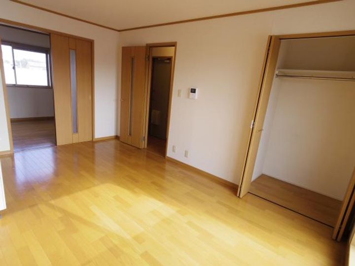 奈良県天理市楢町(アパート)の賃貸物件の居間