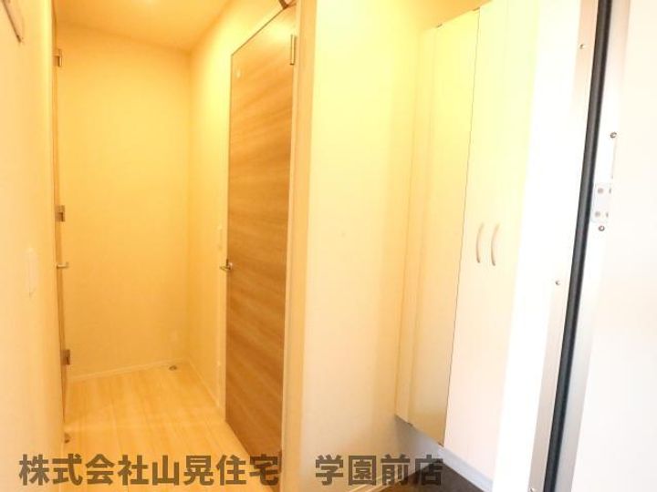 奈良県奈良市藤ノ木台1丁目(アパート)の賃貸物件の玄関