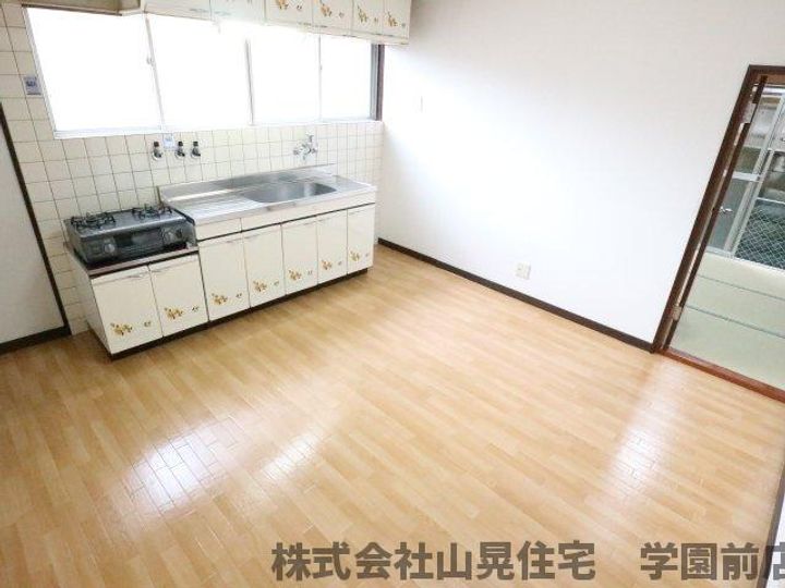 奈良県奈良市学園大和町3丁目(一戸建)の賃貸物件の居間
