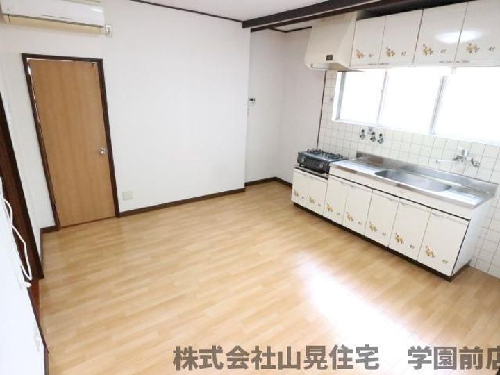 奈良県奈良市学園大和町3丁目(一戸建)の賃貸物件の居間