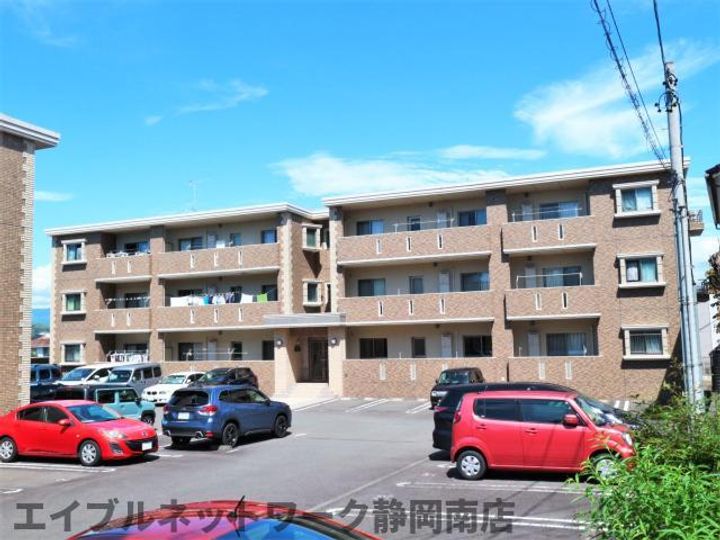 プリムローズⅡ305の外観