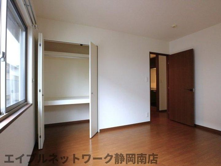 アクロスコート(ハイツ)B6の内装