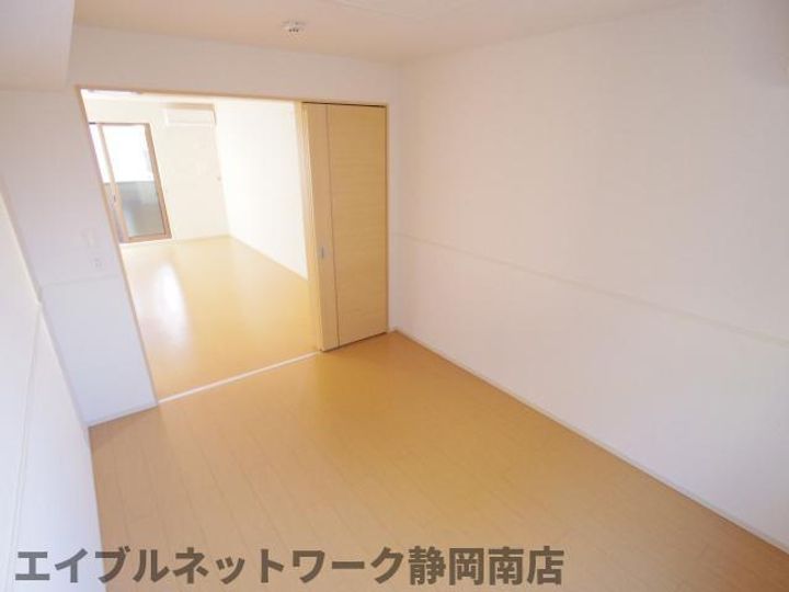 静岡県静岡市駿河区小鹿(アパート)の賃貸物件の内装