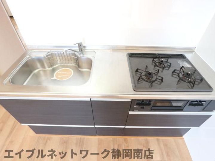 静岡県静岡市駿河区敷地2丁目(マンション)の賃貸物件405のキッチン