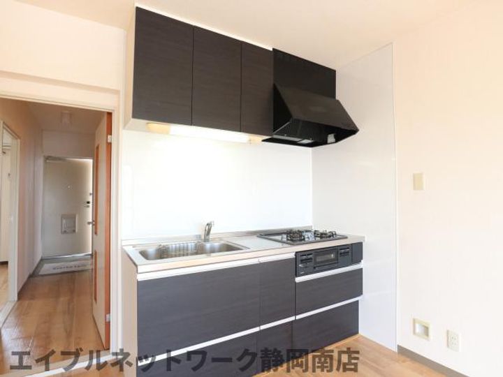 静岡県静岡市駿河区敷地2丁目(マンション)の賃貸物件405のキッチン