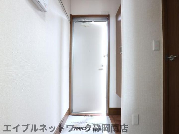 モンテセーイの玄関