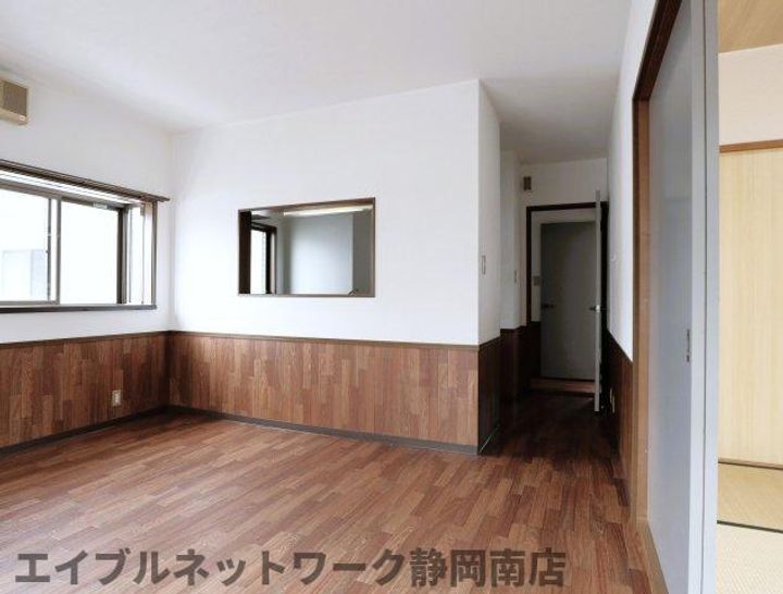 静岡県静岡市駿河区下島(アパート)の賃貸物件201の居間