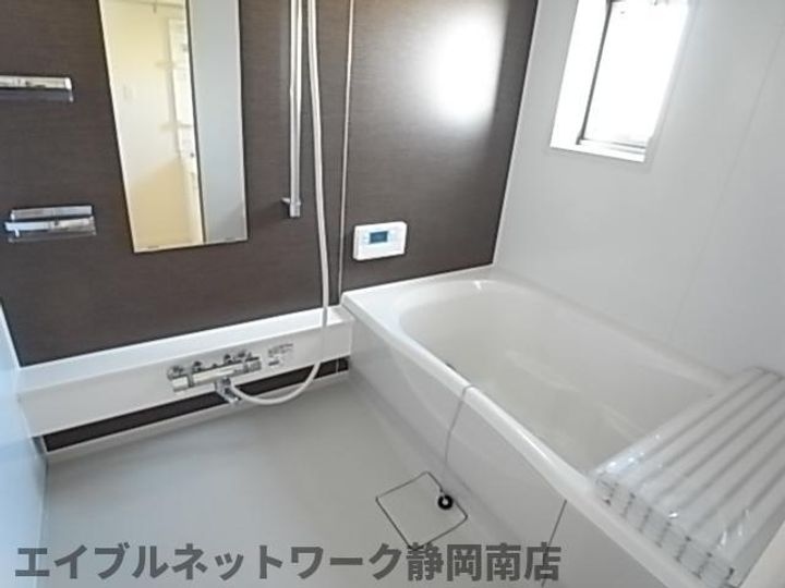 静岡県静岡市駿河区登呂6丁目(アパート)の賃貸物件201の風呂