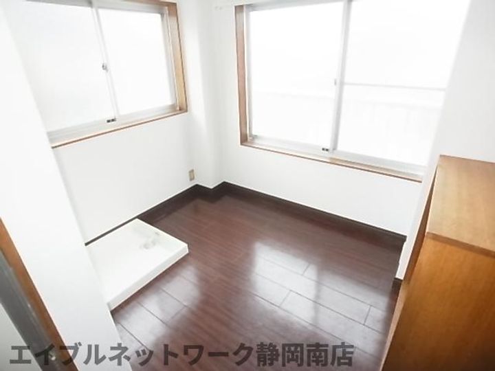 青木マンション201の内装