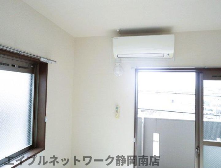 エミュアール301のその他画像