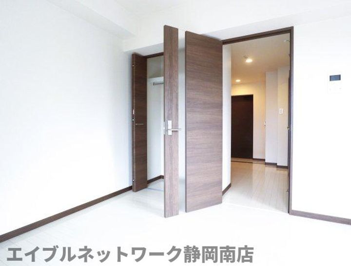 エミュアール301の内装