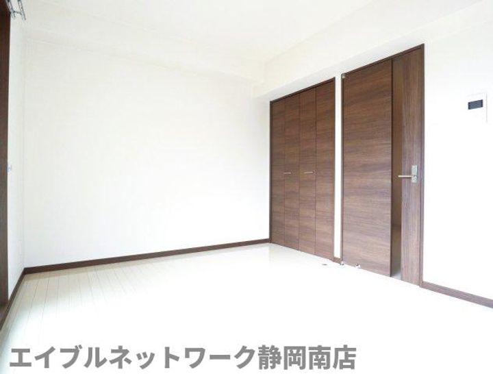 エミュアール301の内装