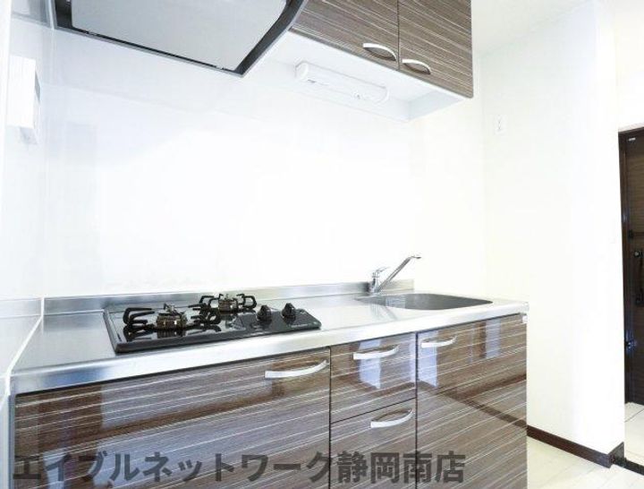 エミュアール301のキッチン