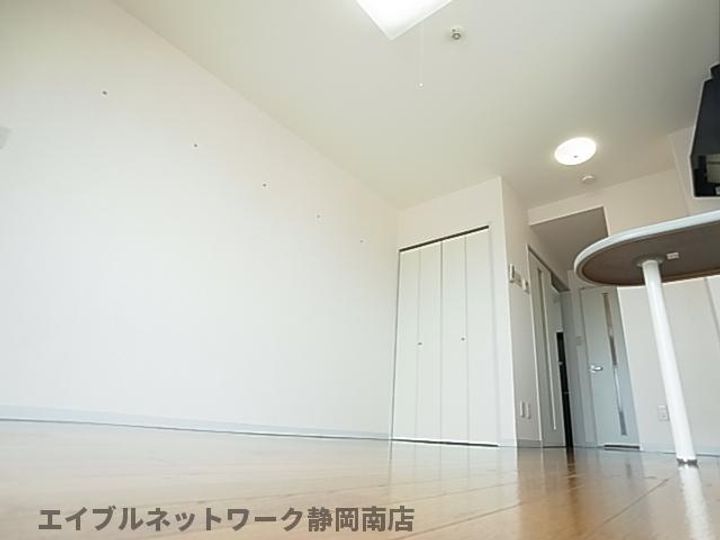 静清第3ハイツ601の居間