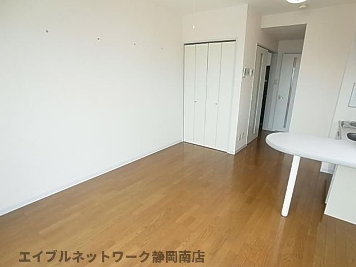 静清第3ハイツ601の居間