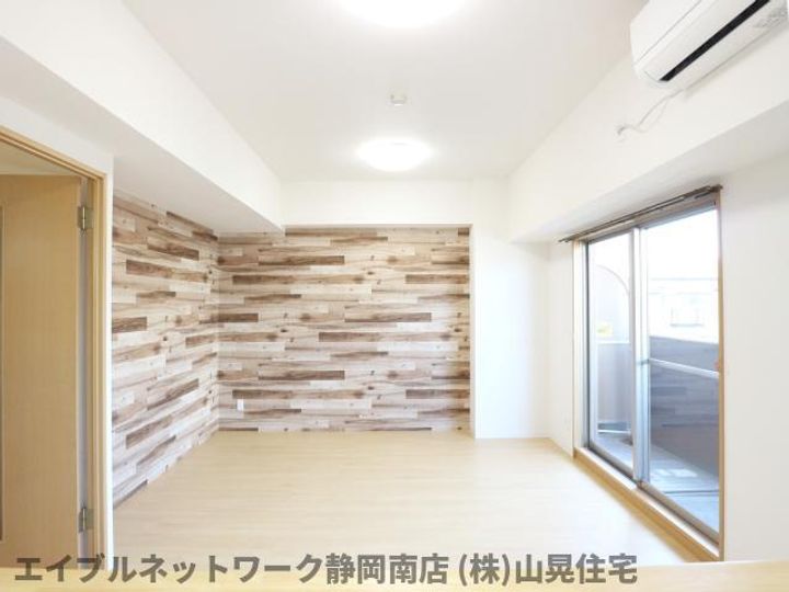ビューテラス202の居間