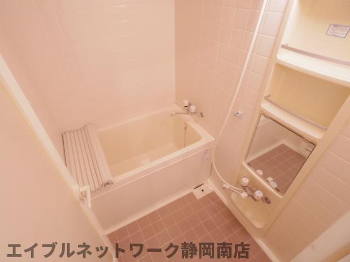 静岡県静岡市駿河区宮竹2丁目(マンション)の賃貸物件301の風呂