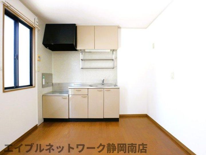 ヴァンヴィーブル102のキッチン