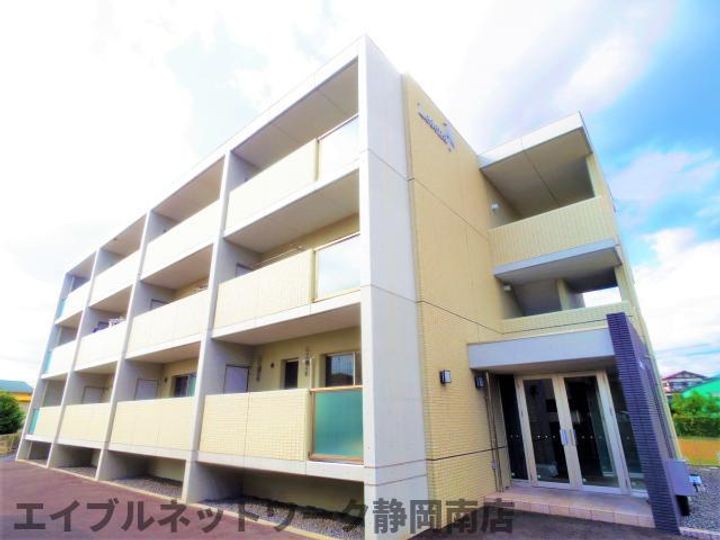 静岡県藤枝市上青島(マンション)の賃貸物件301の外観