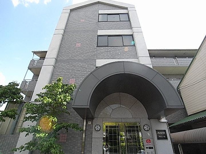 奈良県大和高田市大字市場(マンション)の賃貸物件の外観