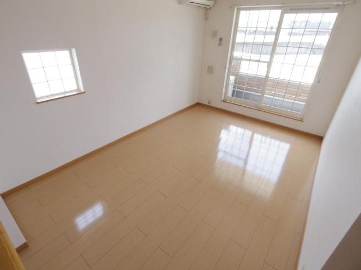 奈良県大和高田市中今里町(アパート)の賃貸物件の居間