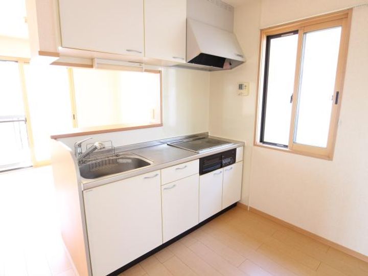 奈良県生駒郡斑鳩町龍田南6丁目(アパート)の賃貸物件のキッチン
