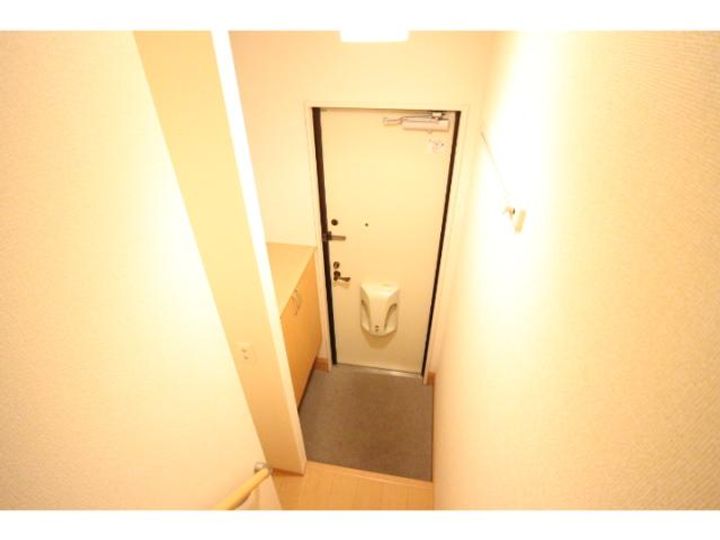 奈良県北葛城郡上牧町服部台1丁目(アパート)の賃貸物件の玄関