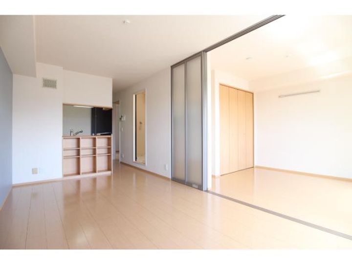 奈良県北葛城郡上牧町服部台1丁目(アパート)の賃貸物件の居間