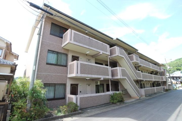 奈良県生駒郡三郷町立野南2丁目(マンション)の賃貸物件の外観