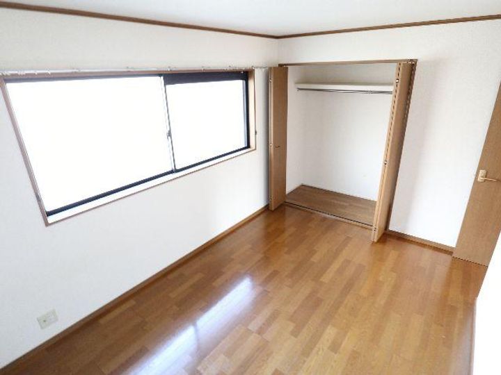 京都府相楽郡精華町光台4丁目(アパート)の賃貸物件の居間