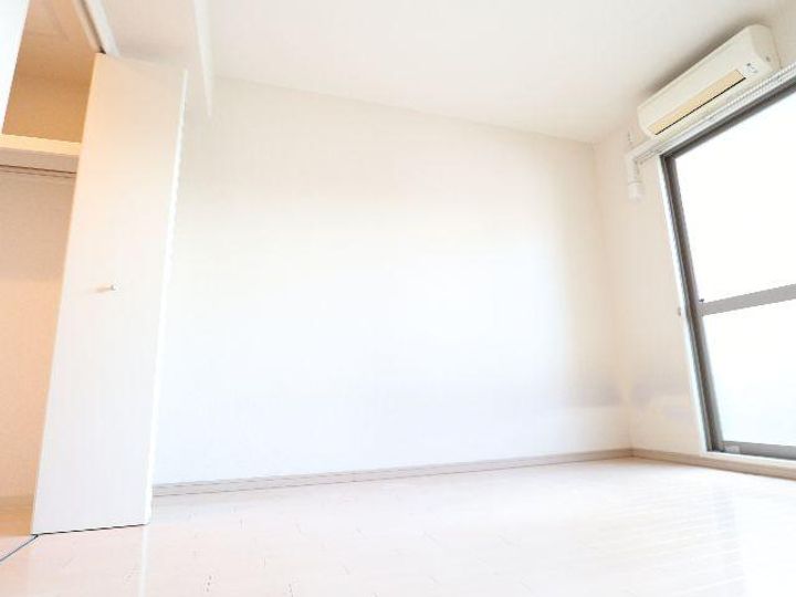 奈良県奈良市西大寺南町(マンション)の賃貸物件の居間