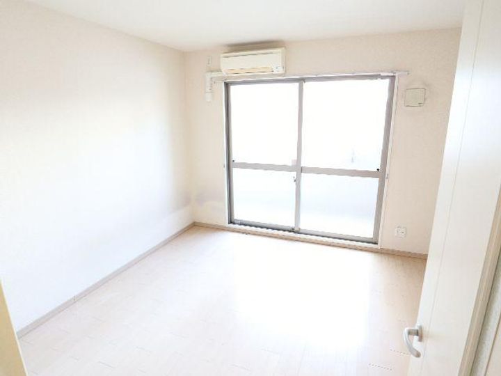 奈良県奈良市西大寺南町(マンション)の賃貸物件の居間