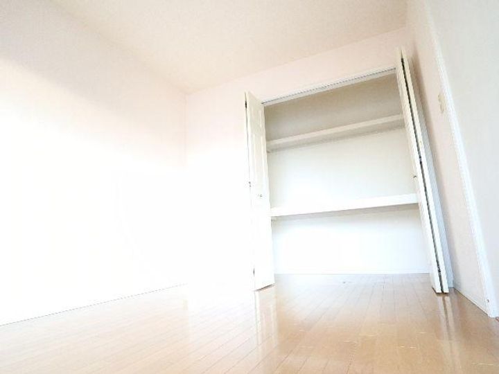 奈良県奈良市押熊町(アパート)の賃貸物件の居間