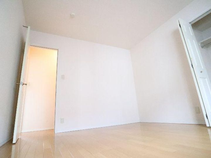 奈良県奈良市押熊町(アパート)の賃貸物件の居間