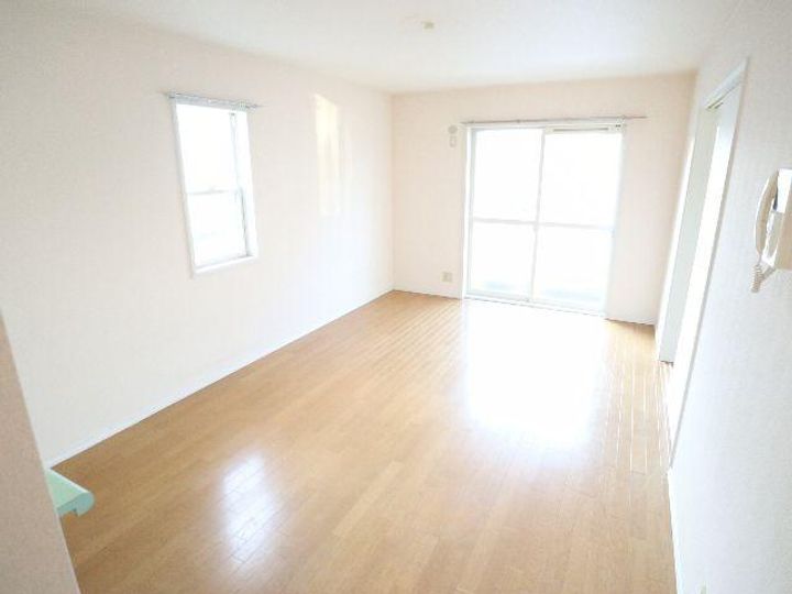 奈良県奈良市押熊町(アパート)の賃貸物件の居間