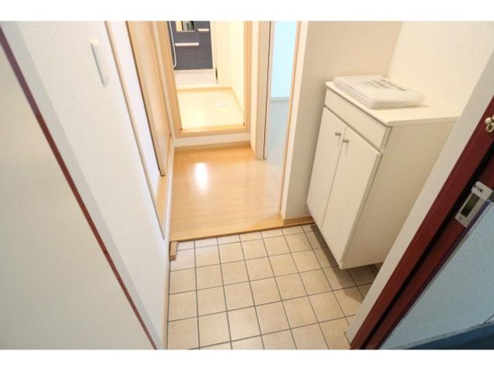 奈良県奈良市西大寺北町1丁目(マンション)の賃貸物件の玄関