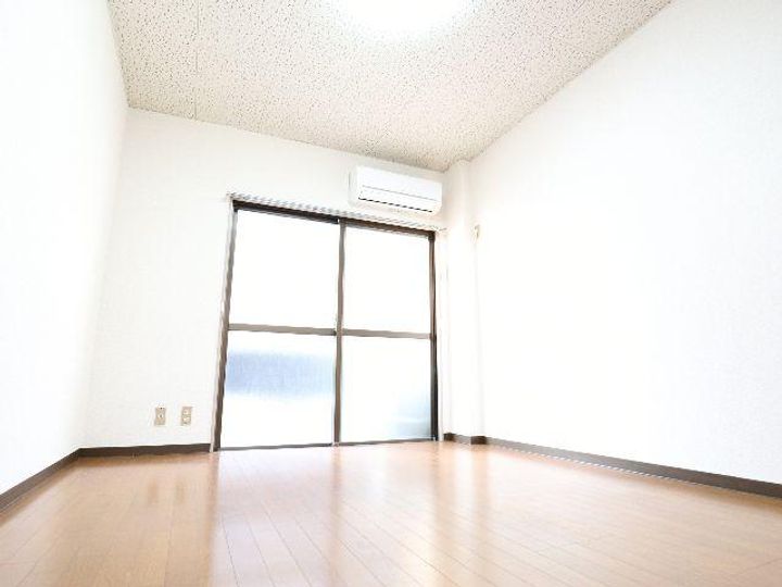 奈良県奈良市西大寺新町1丁目(マンション)の賃貸物件の居間