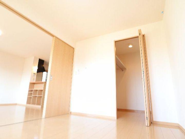 京都府相楽郡精華町祝園西1丁目(アパート)の賃貸物件の居間