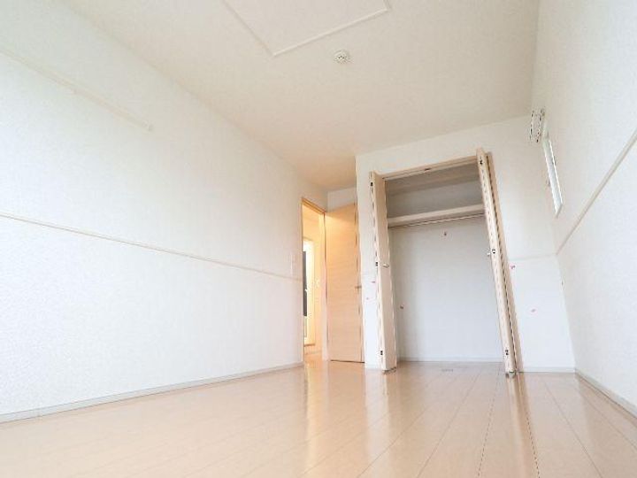 京都府相楽郡精華町大字北稲八間(アパート)の賃貸物件の子供部屋