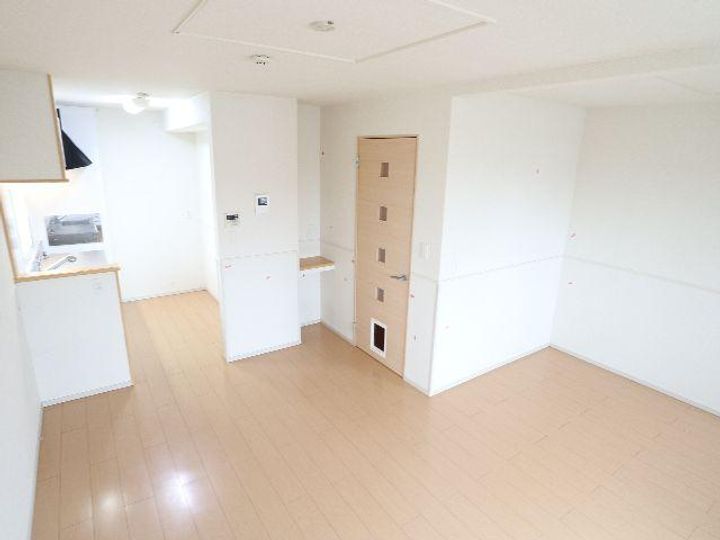 京都府相楽郡精華町大字北稲八間(アパート)の賃貸物件の居間