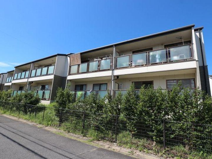 京都府相楽郡精華町光台6丁目(マンション)の賃貸物件の外観