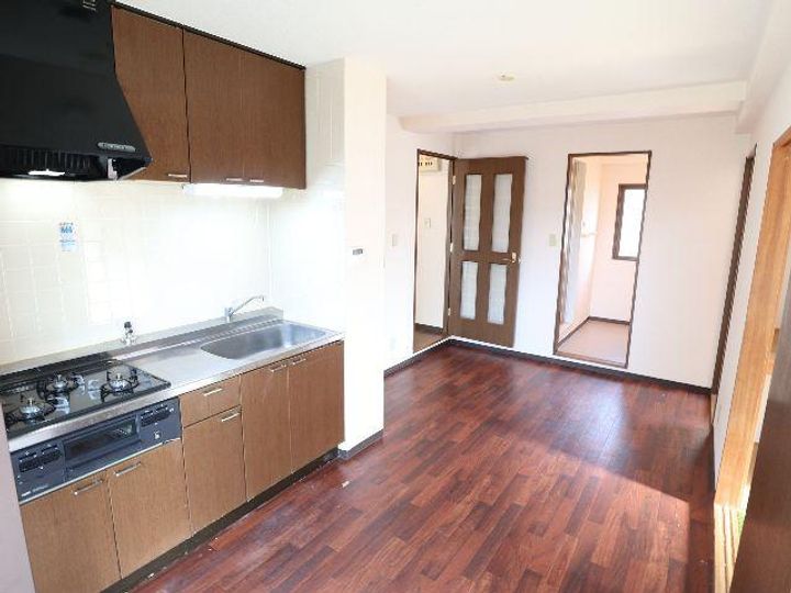 京都府相楽郡精華町光台6丁目(マンション)の賃貸物件の居間